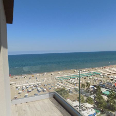 ריצ'יונה Hotel Diplomatic מראה חיצוני תמונה