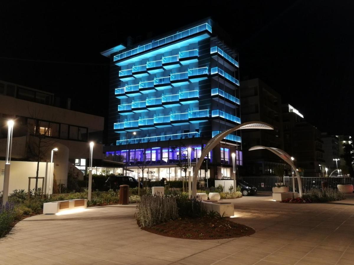 ריצ'יונה Hotel Diplomatic מראה חיצוני תמונה